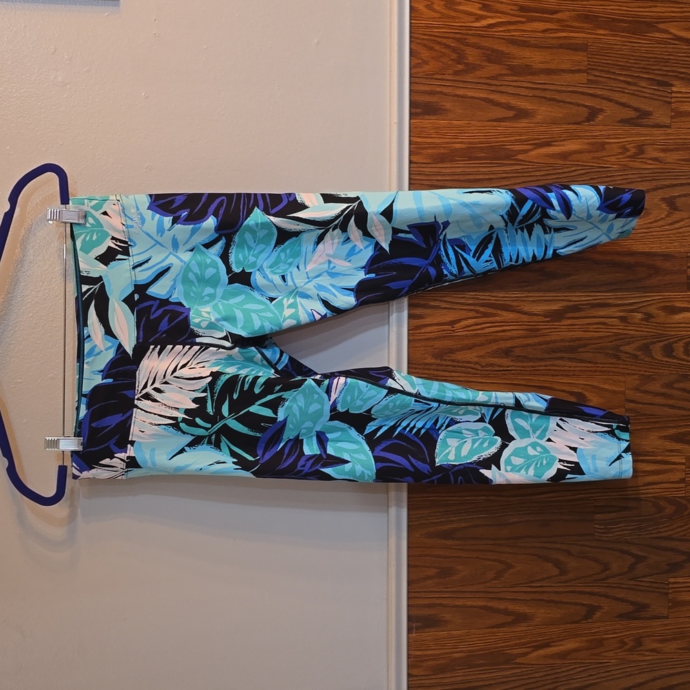 Calvin Klien leggings, size large